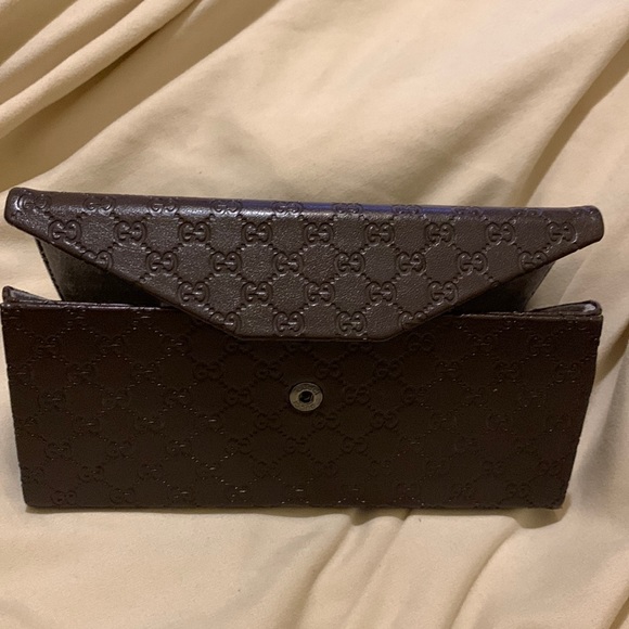 GUCCI Sunglass case - Picture 1 of 7